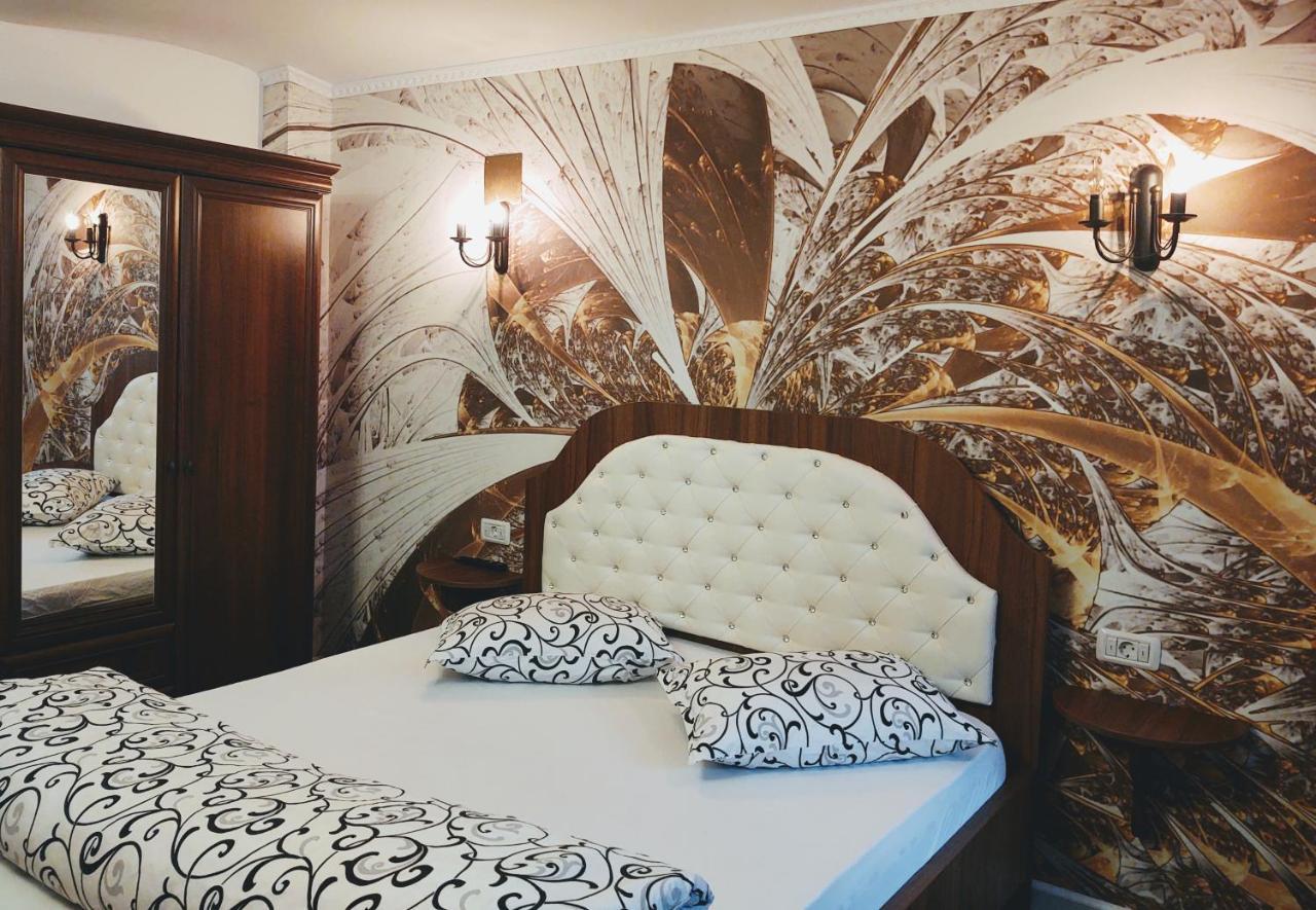 Cezari Aparthotel Braşov Extérieur photo