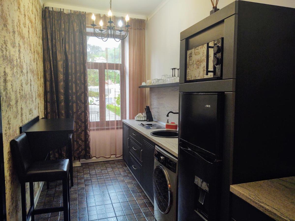 Cezari Aparthotel Braşov Extérieur photo
