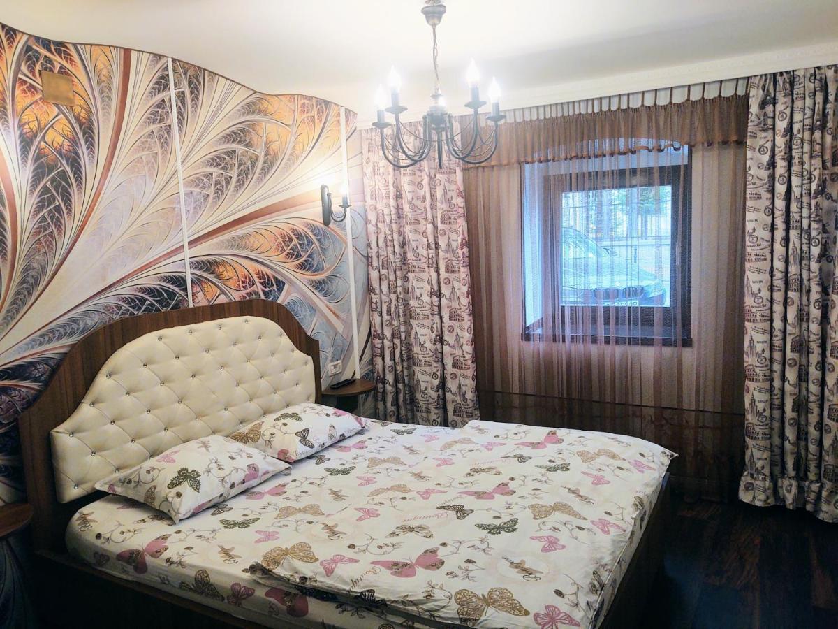 Cezari Aparthotel Braşov Extérieur photo