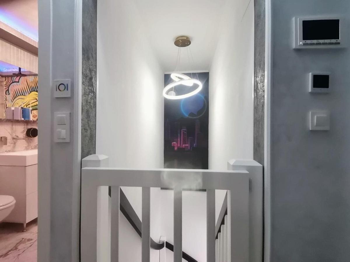 Cezari Aparthotel Braşov Extérieur photo